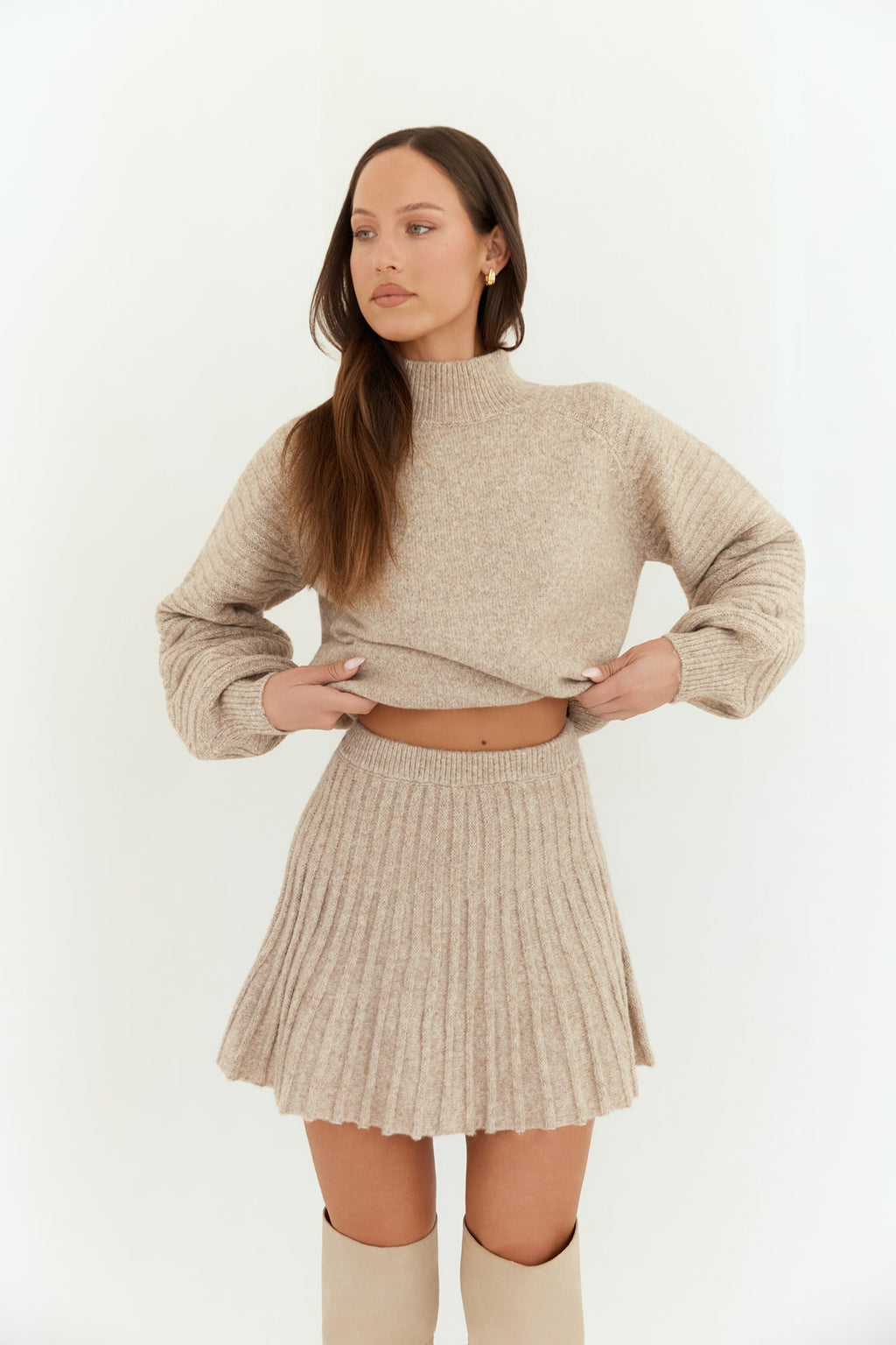 Seasonal Style Knit Mini Skirt Camel