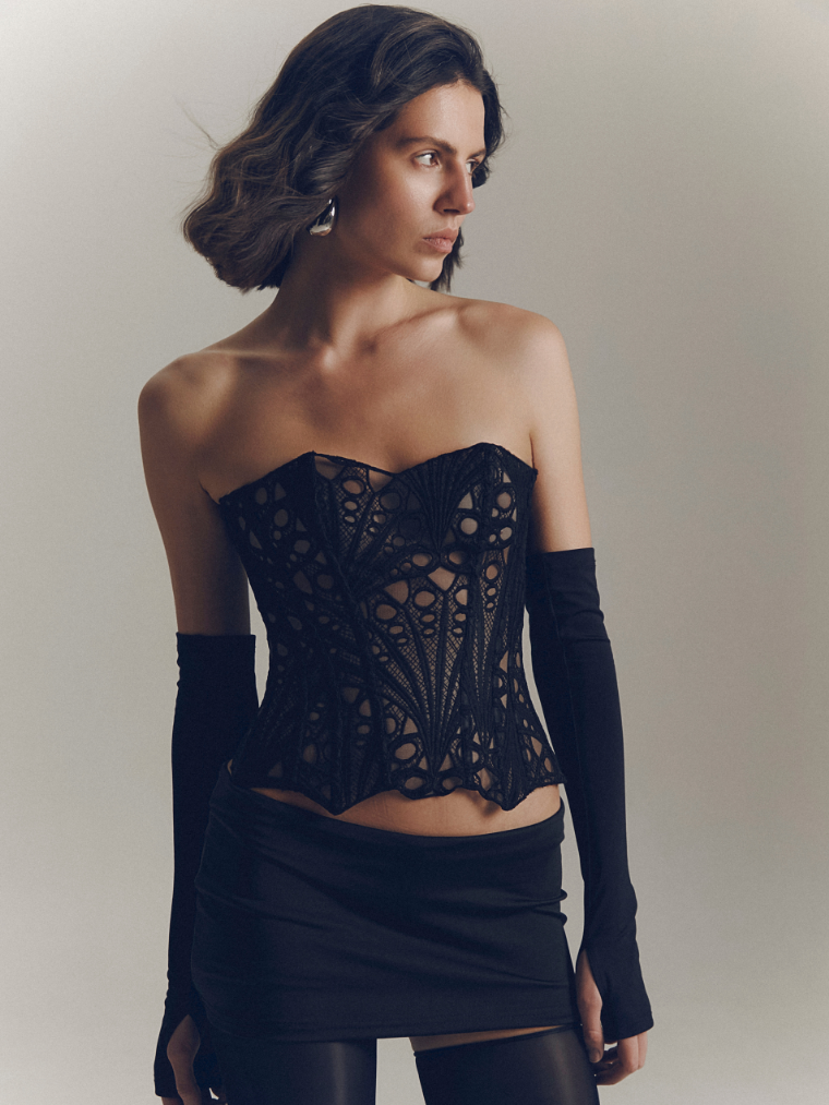 Florence Corset - Timeless Elegance with a Curve-Flattering Fit