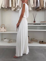 Fashionable Round Neck Padded Shoulder Top