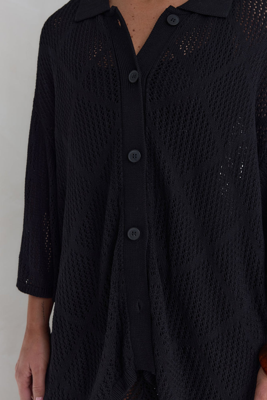 Coral Sands Top Black