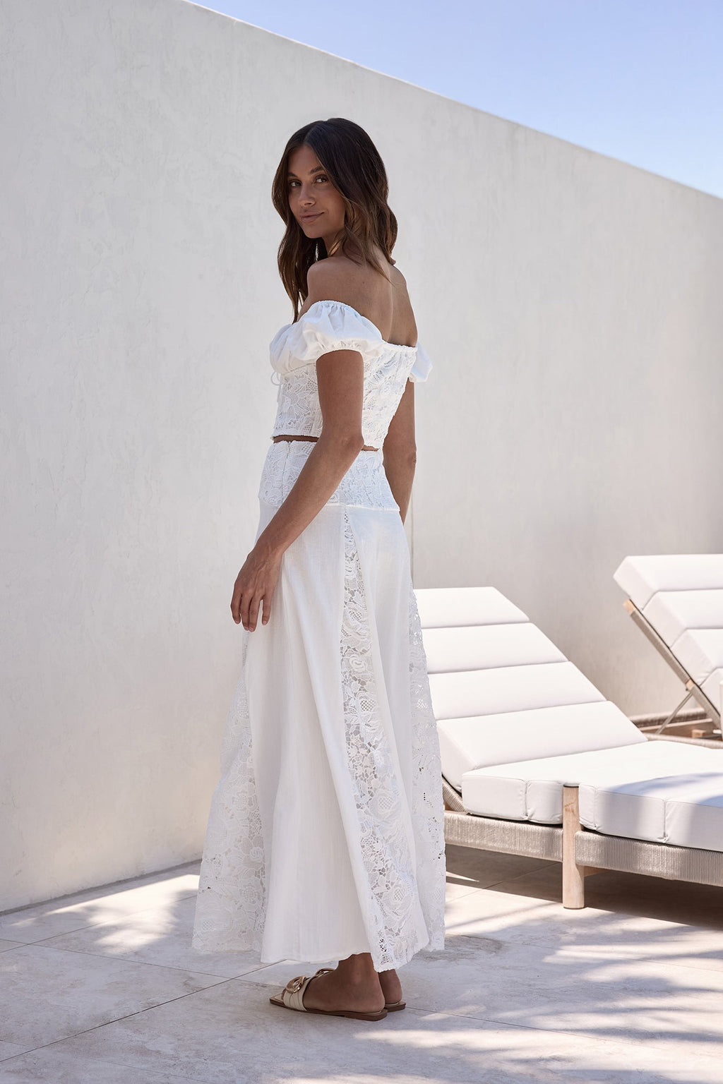 Sandy Shoreline Set White