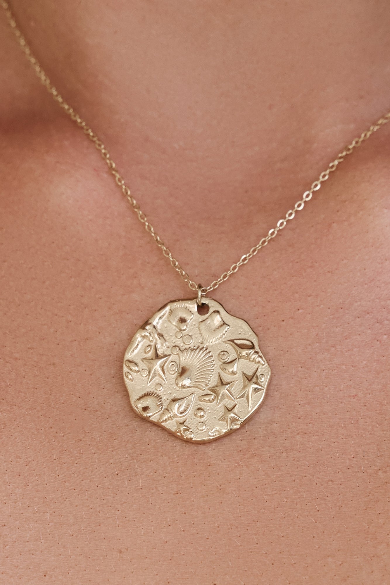 Cloud Paths Necklace Gold
