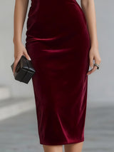 DRAMATIC BURGUNDY VELVET BOW MIDI DRESS